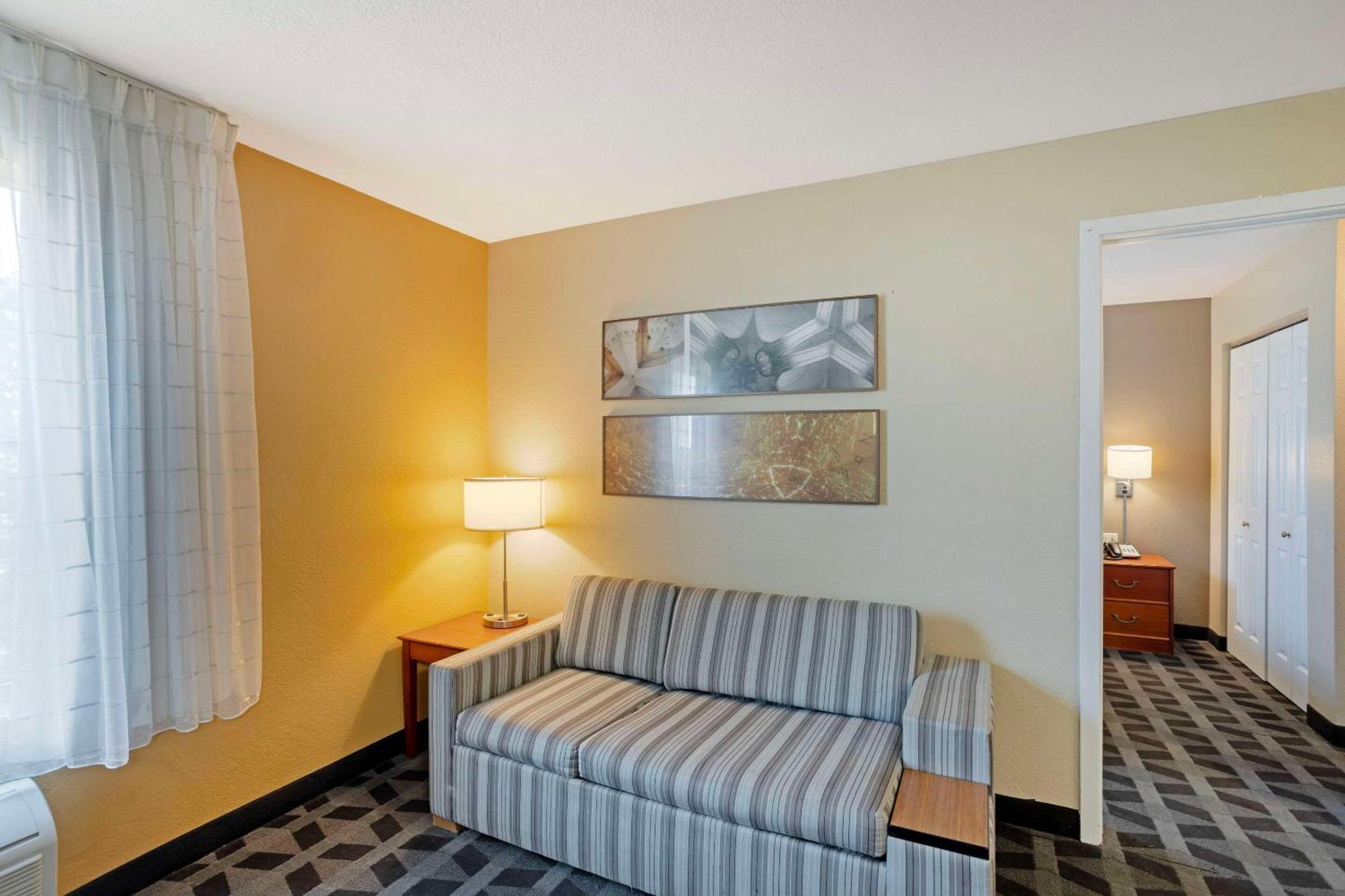 Mainstay Suites Mt Laurel - Philadelphia Маунт Лорел Екстериор снимка