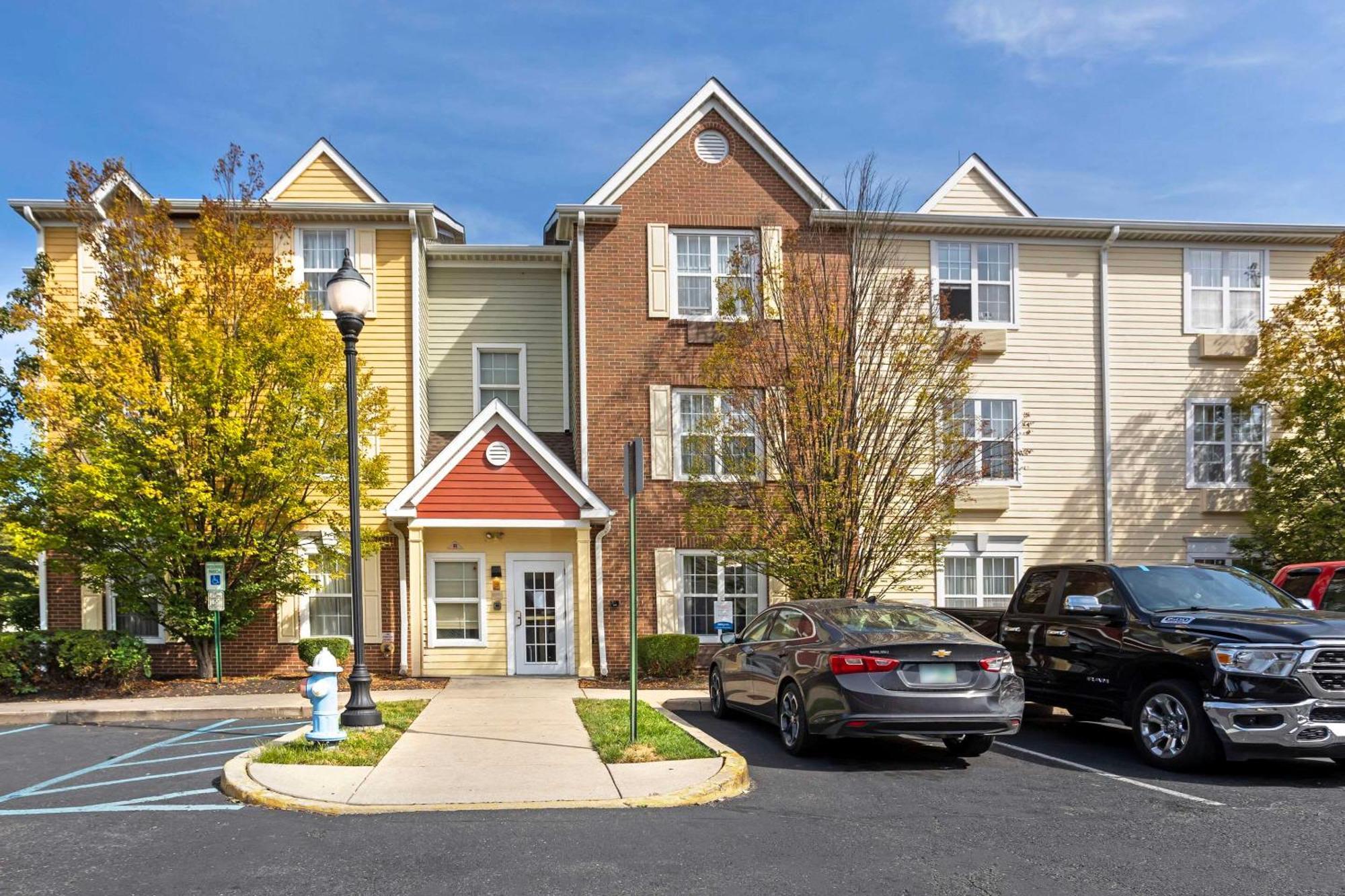 Mainstay Suites Mt Laurel - Philadelphia Маунт Лорел Екстериор снимка