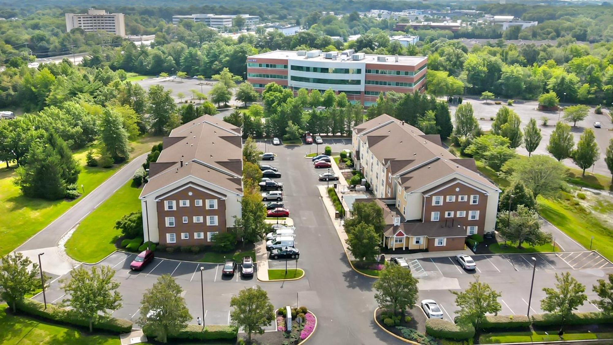 Mainstay Suites Mt Laurel - Philadelphia Маунт Лорел Екстериор снимка